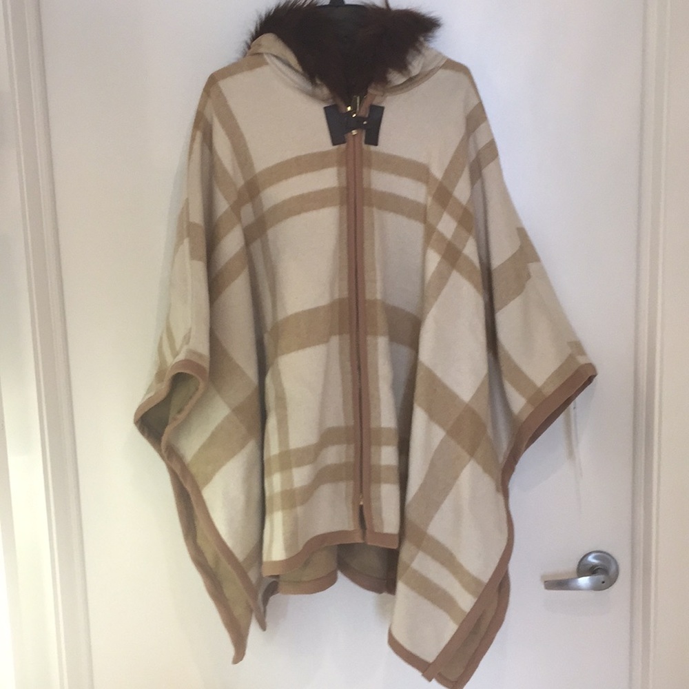 Via Spiga (XS/S) cream Plaid Wool-blend Cape w/Fur
